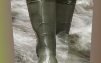 Staying Warm And Comfortable In Waders And Boots